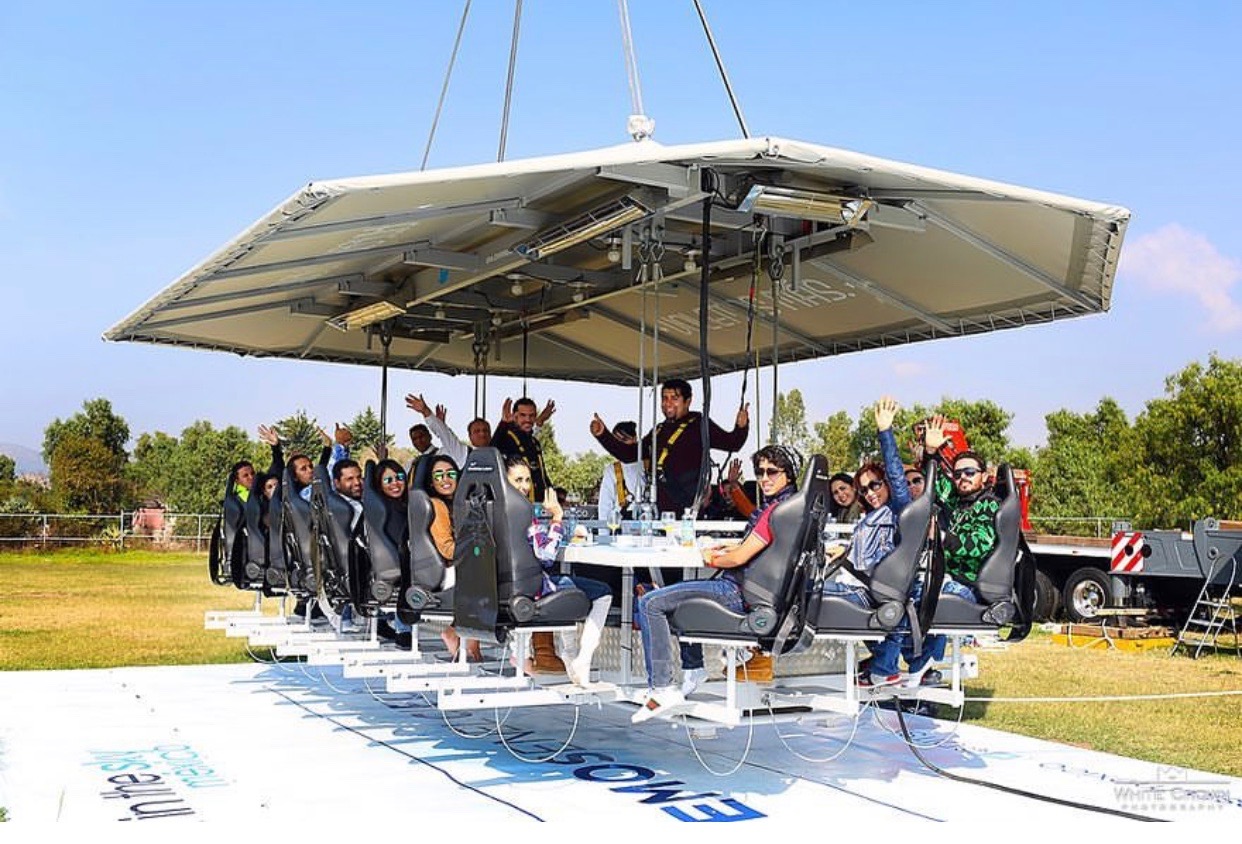 “Dinner in the Sky” no Hard Rock Hotel & Casino Punta Cana