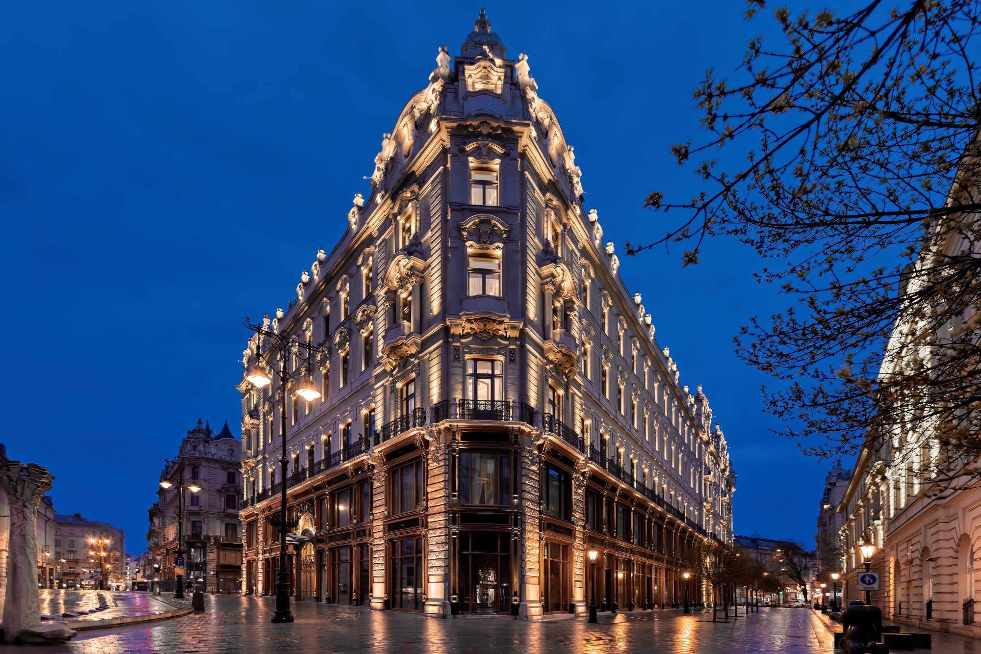 Palácio de Budapeste é transformado em hotel de luxo