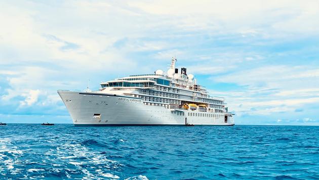 Royal Caribbean adquire navio Crystal Endeavor para a frota da Silversea