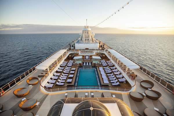 A Regent Seven Seas Cruises convida os hóspedes a aproveitar a Gift of Travel, nova oferta de programas terrestres pré ou pós cruzeiro pela Europa