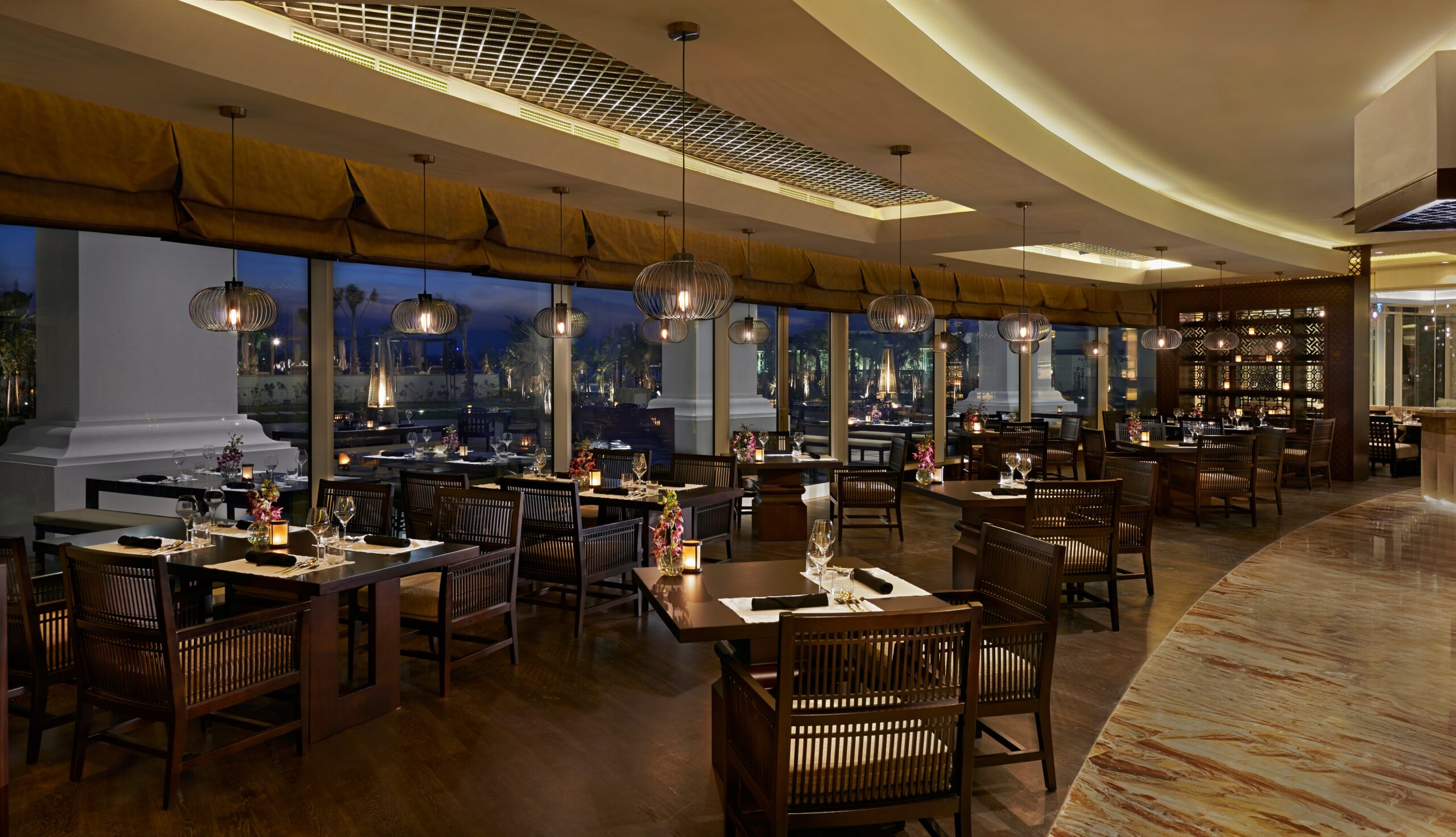 Restaurante LAO - Waldorf Astoria Dubai